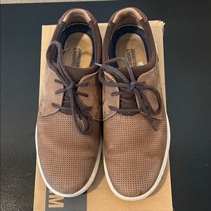Johnston & Murphy Tan Perforated Oxfords